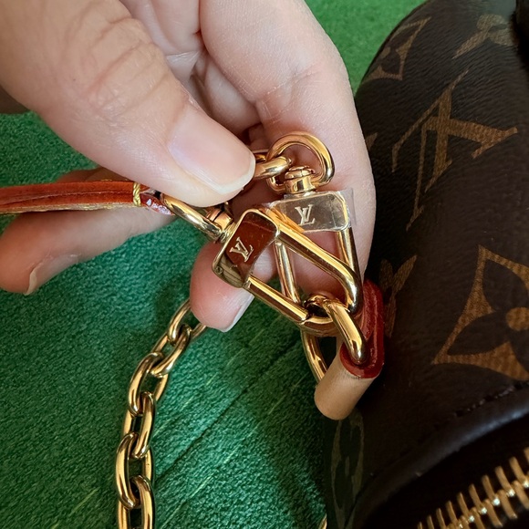 Louis Vuitton X Takashi Murakami Monogram Cerises Mini Bumbag - Picture 4 of 9